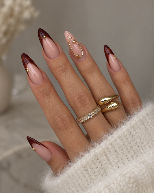 Burgundy Halo – Press-On Nails Nude, Bordeaux & Doré