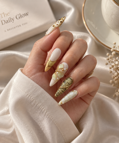 Golden Safari – Press-On Nails Ivoire, Olive & Doré